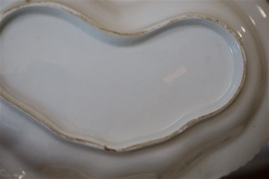 A Chamberlains Worcester botanical dessert service, c.1820-30, H. 18cm